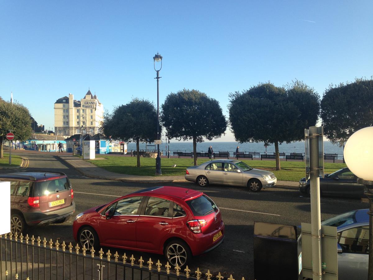 Lauriston & Lawton Court Hotel Llandudno Dış mekan fotoğraf